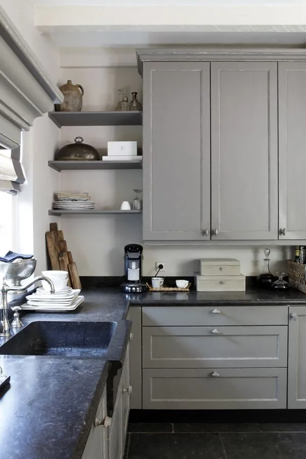 11684 charcoal kitchen