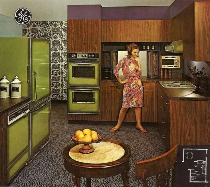 /img/11686-modern-kitchen-with-70s-influence.webp