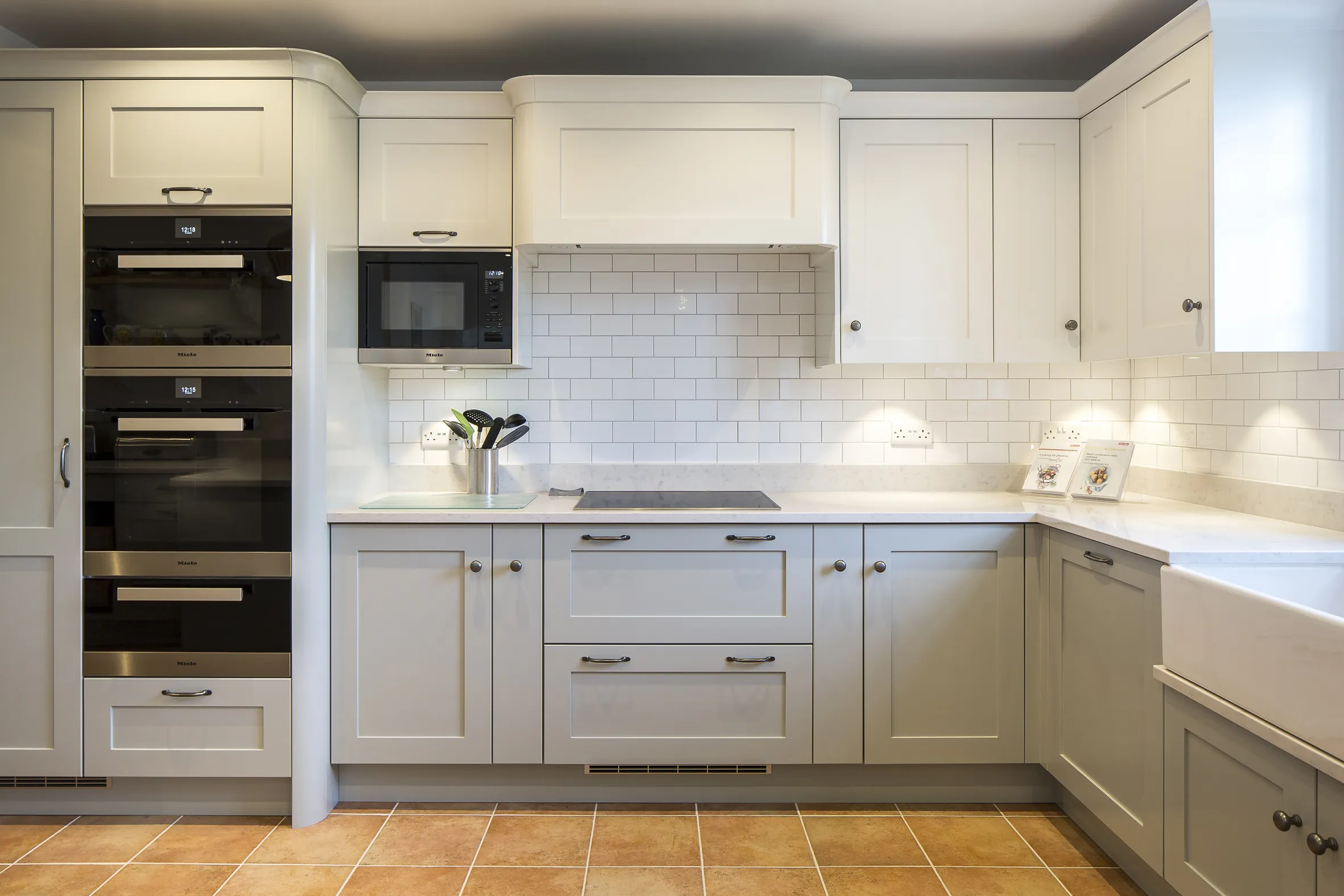 11724 spanish tiles