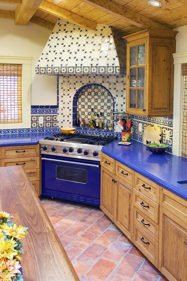 11724 wooden cabinets
