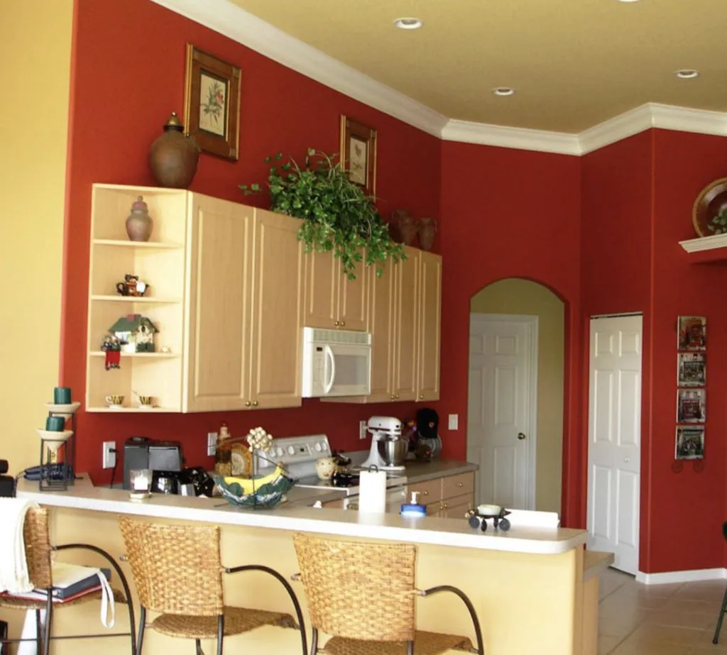 11725 red kitchen paint