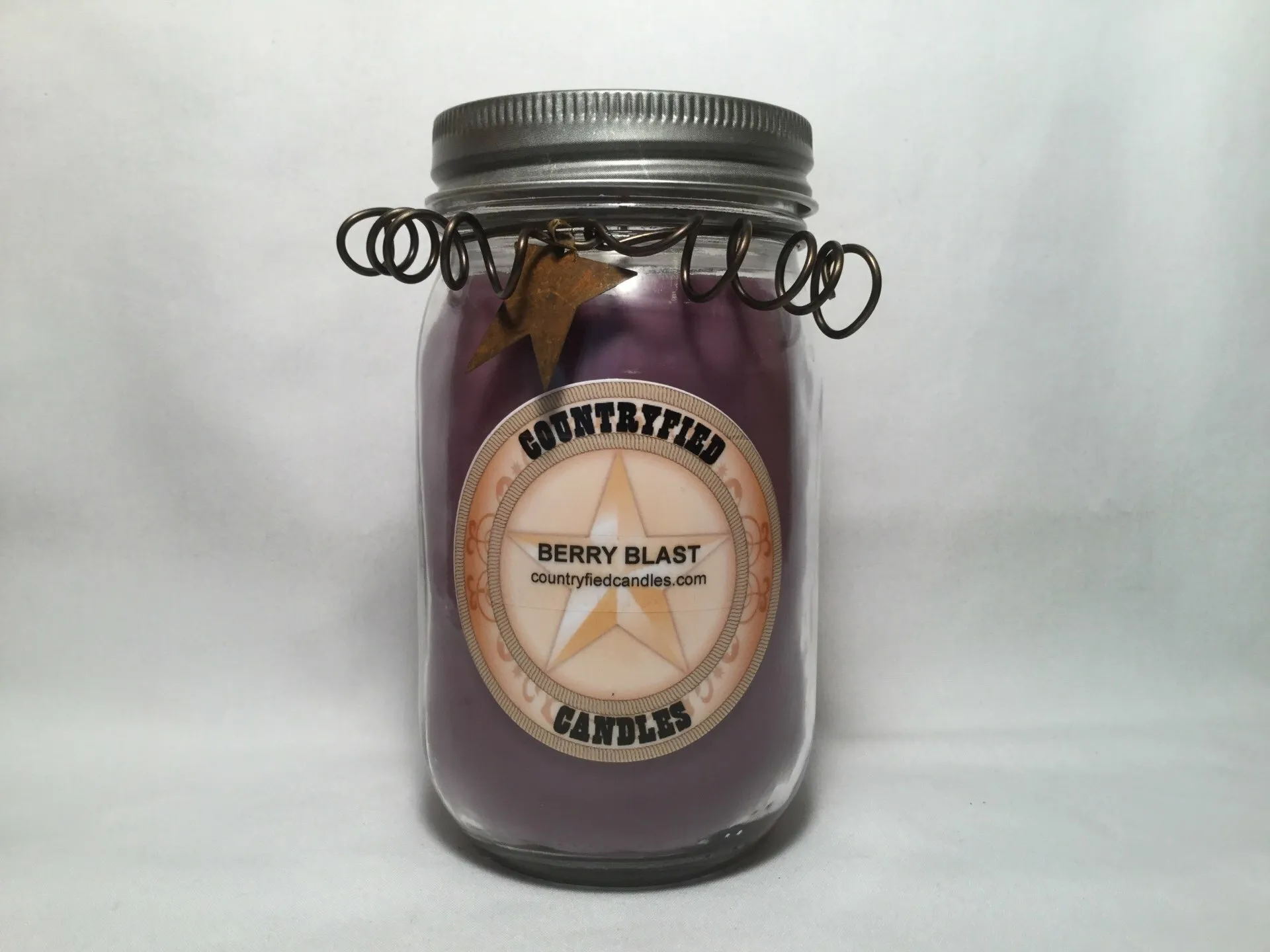 /img/11745-rustic-kitchen-candles-care.webp