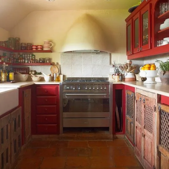 /img/11748-red-kitchen-design-tips.webp