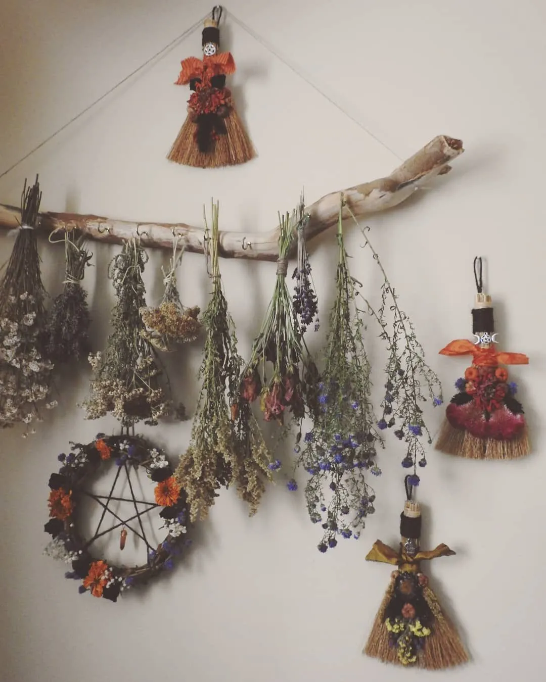 /img/11749-seasonal-decor.webp
