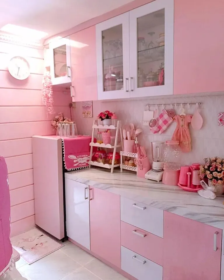 /img/11750-pink-kitchen-accessories.webp