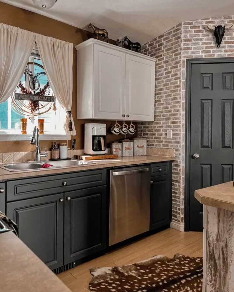 11751 kitchen lighting