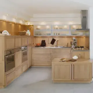 /img/11764-clutter-free-kitchen.webp