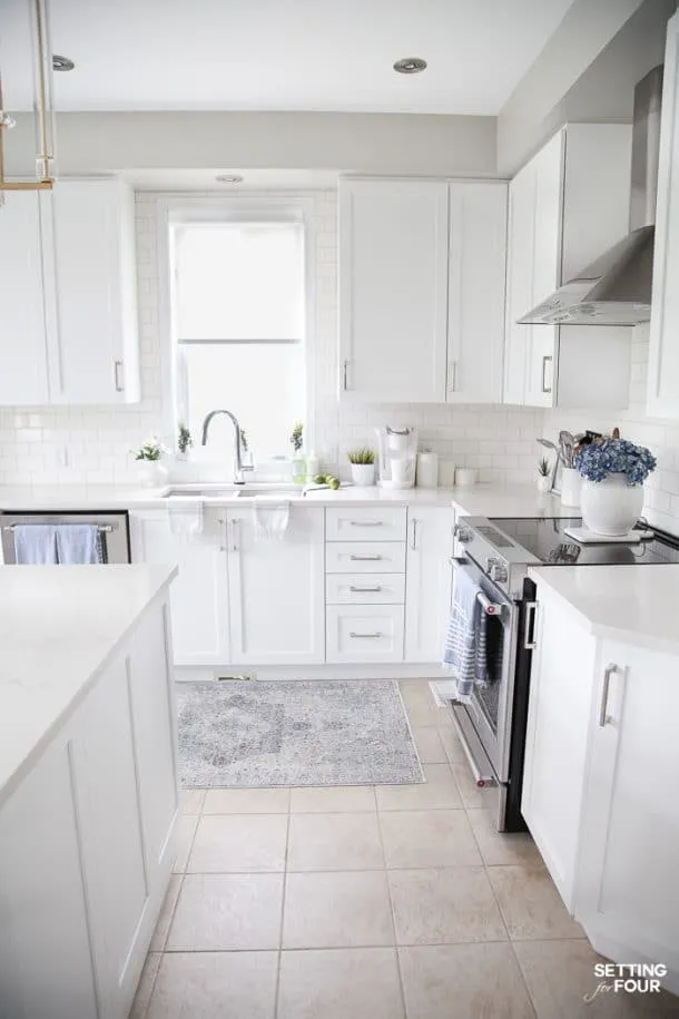 /img/11765-open-shelving-kitchen.webp