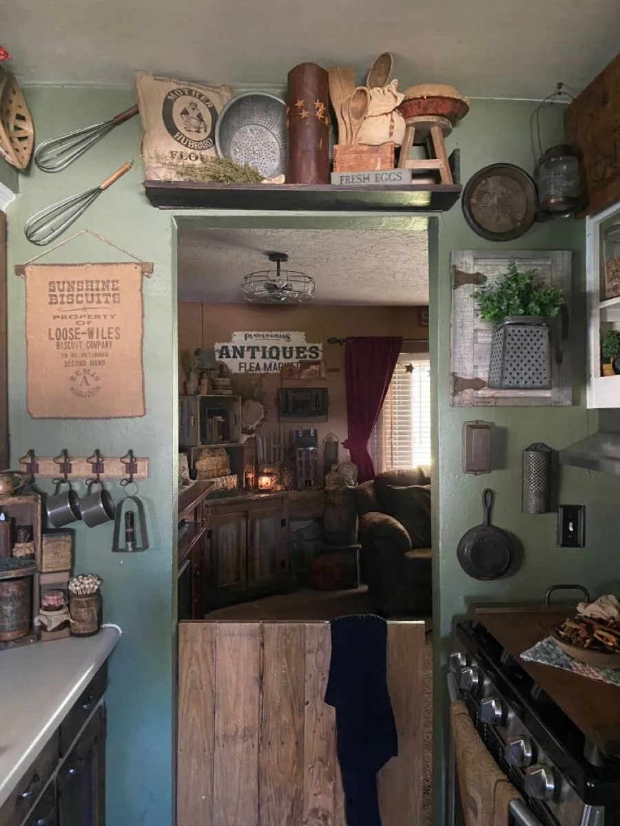 11782 rustic metal signs