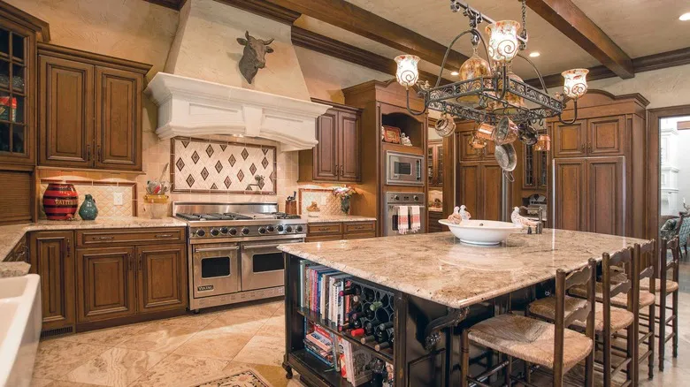 11835 tuscan kitchen colors