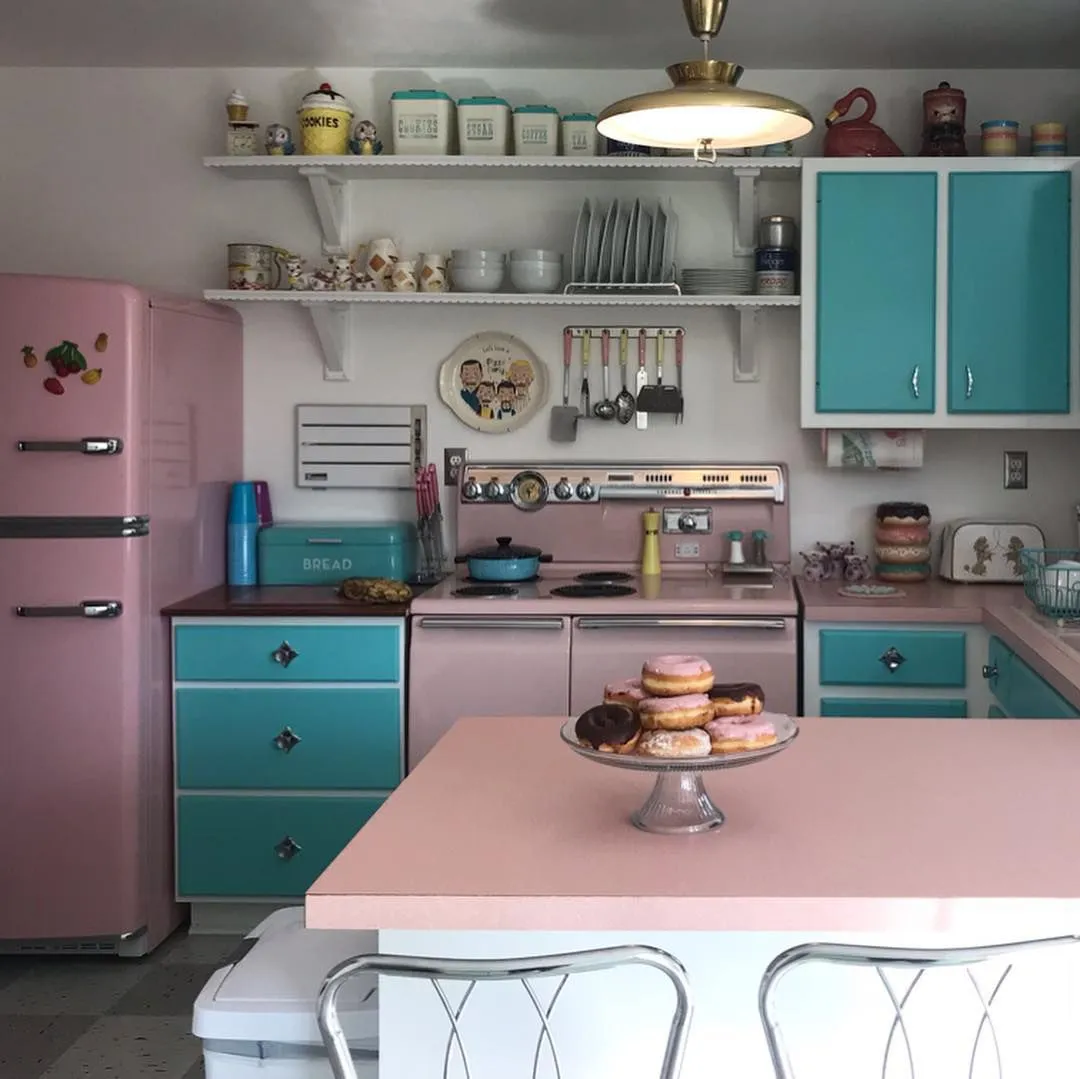 11890 50s pastel kitchen