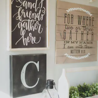 /img/11907-diy-kitchen-decor-materials.webp