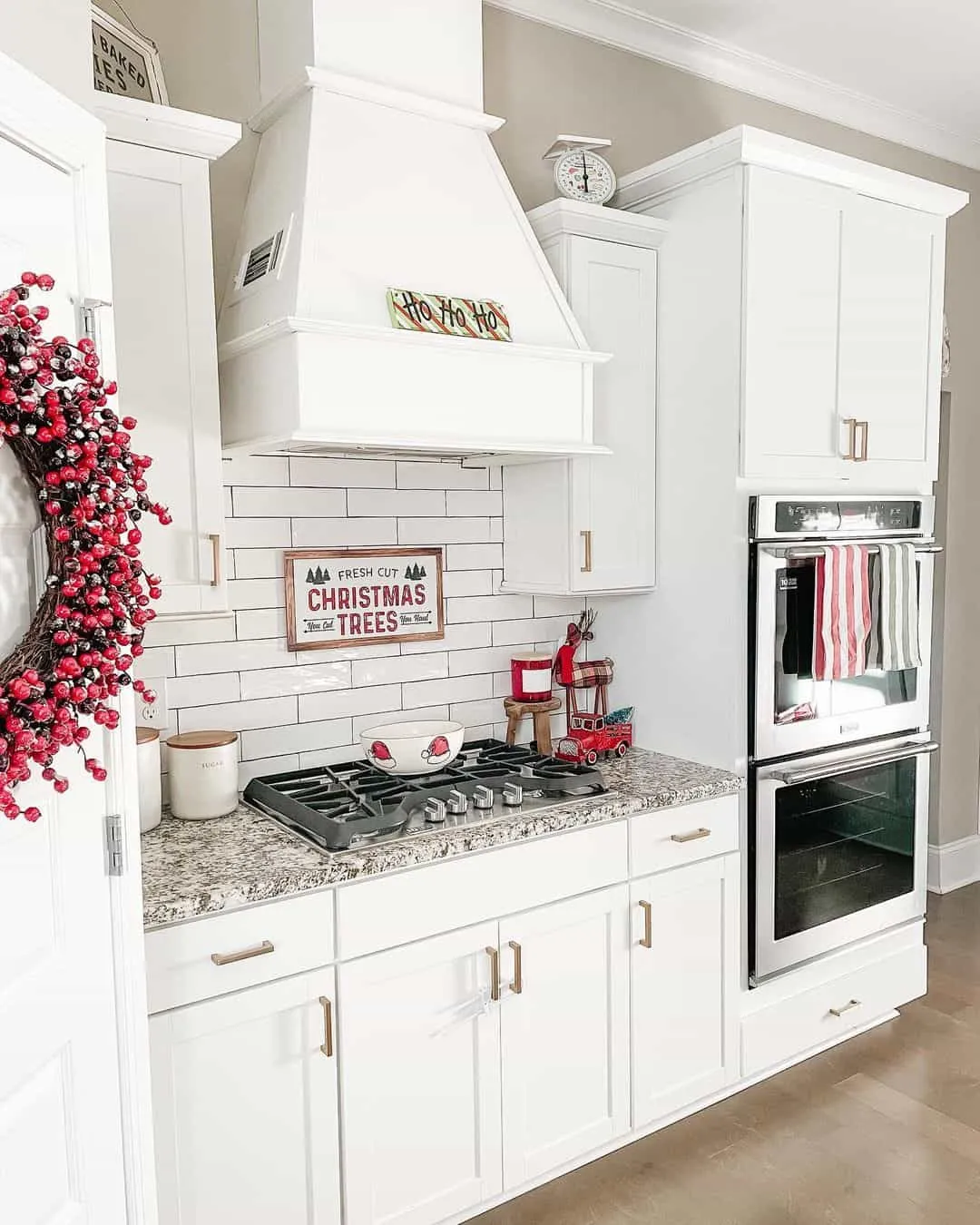 11934 red kitchen cabinets