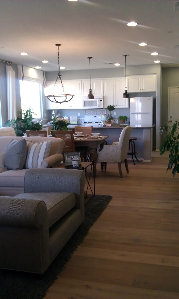 11940 model home kitchen storage