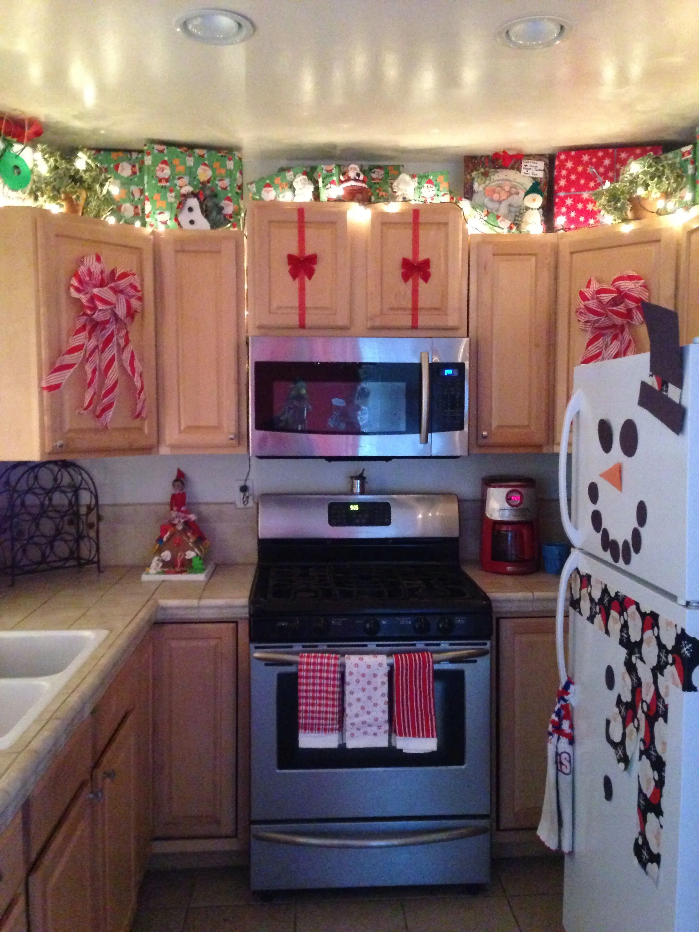 11966 christmas kitchen garland